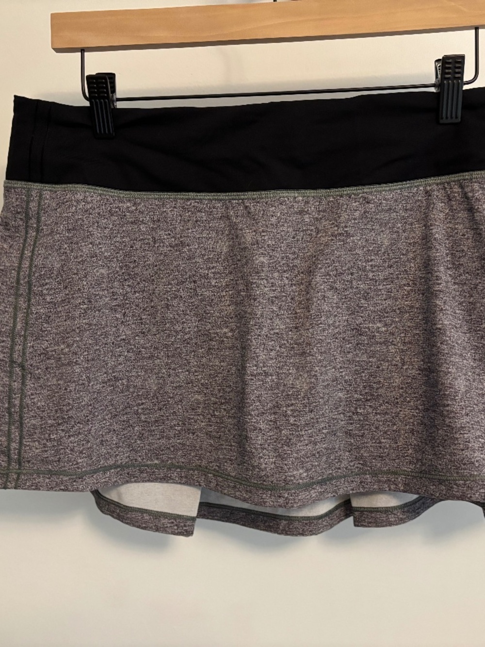 Lululemon pace rival skirt 10